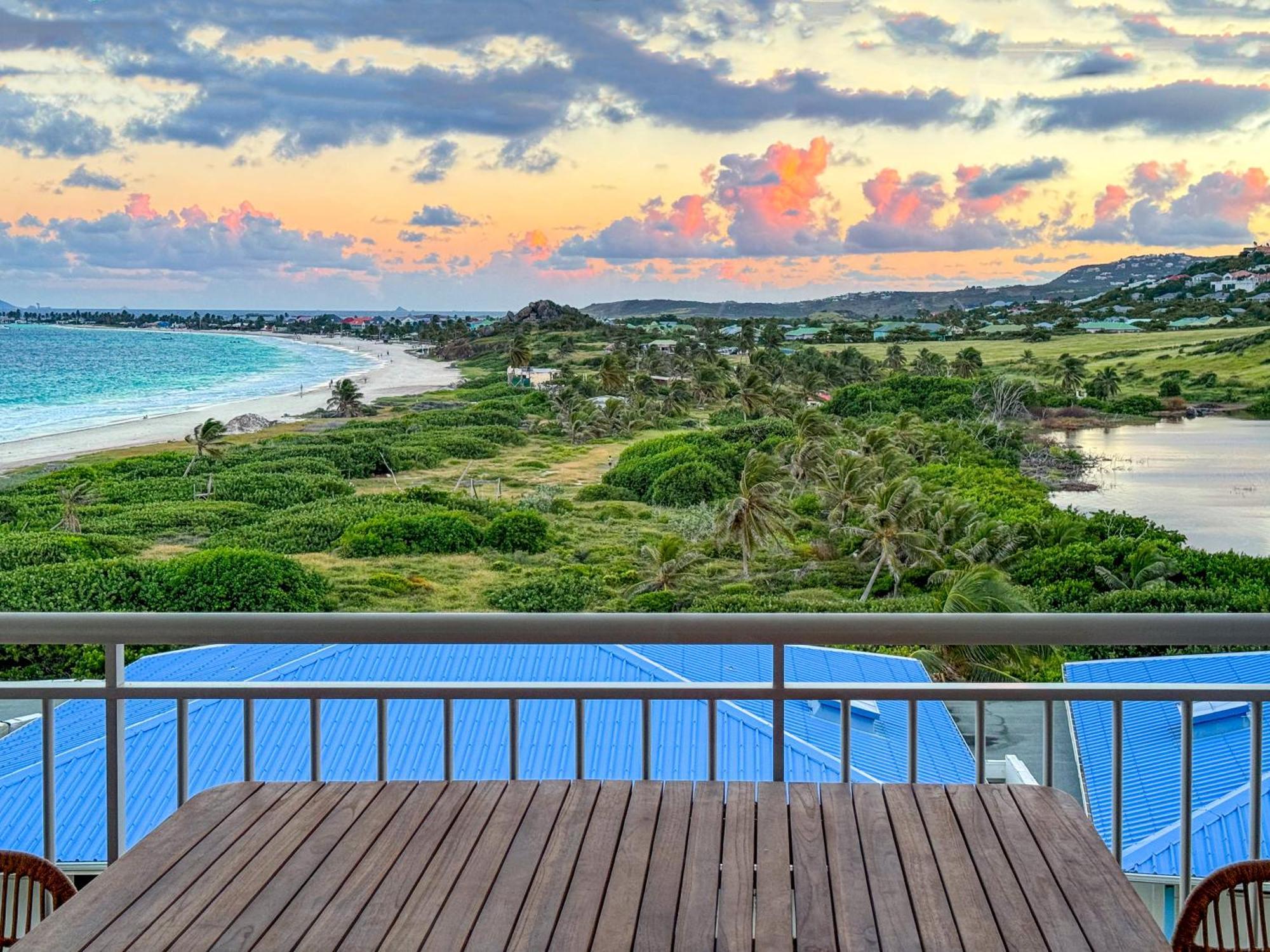 Top Floor Unit 520 Ft2 - 48 M2 With Stunning Dominant View On Ocean, St Barth, Orient Bay クルドサック エクステリア 写真