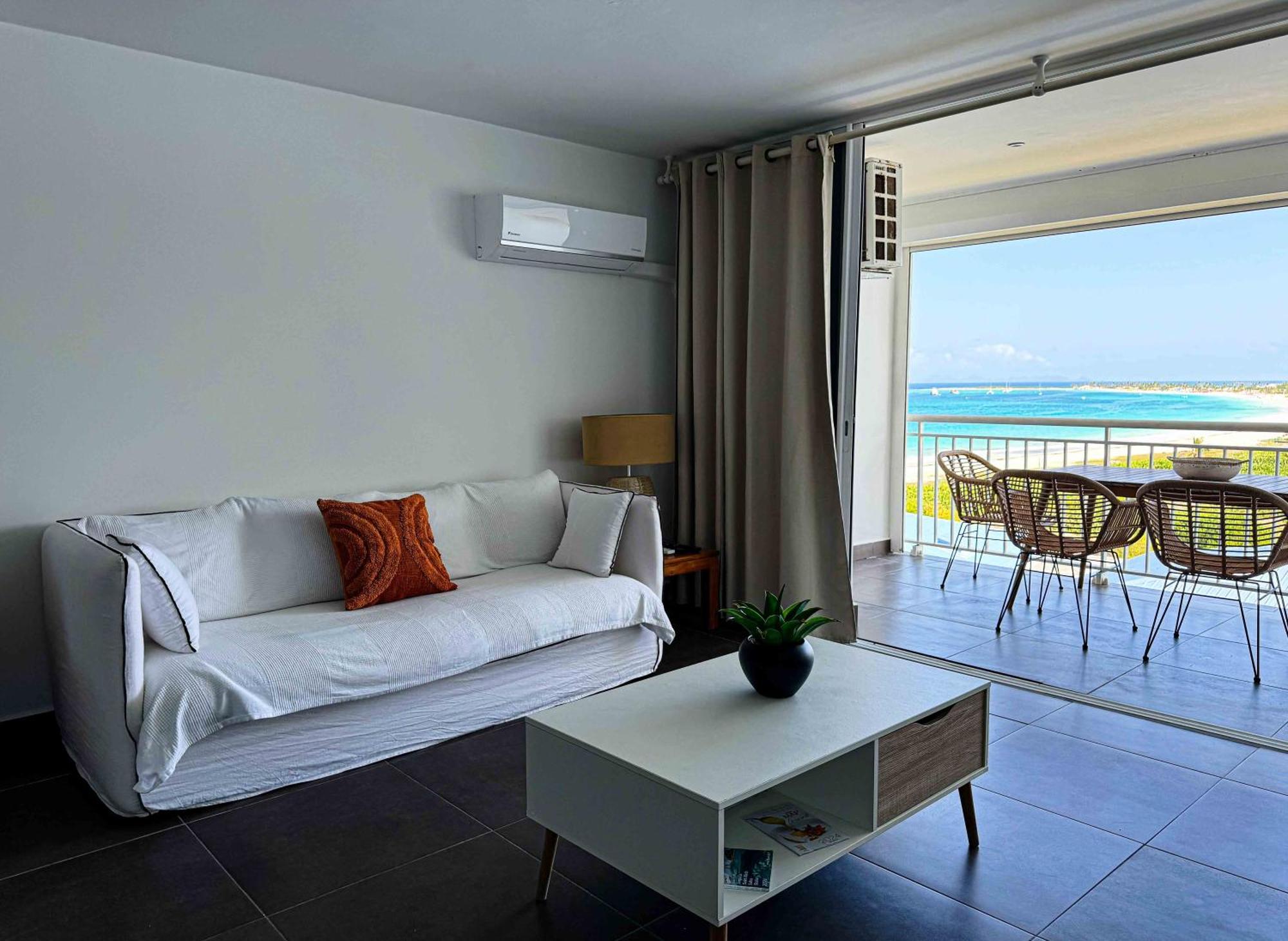 Top Floor Unit 520 Ft2 - 48 M2 With Stunning Dominant View On Ocean, St Barth, Orient Bay クルドサック エクステリア 写真